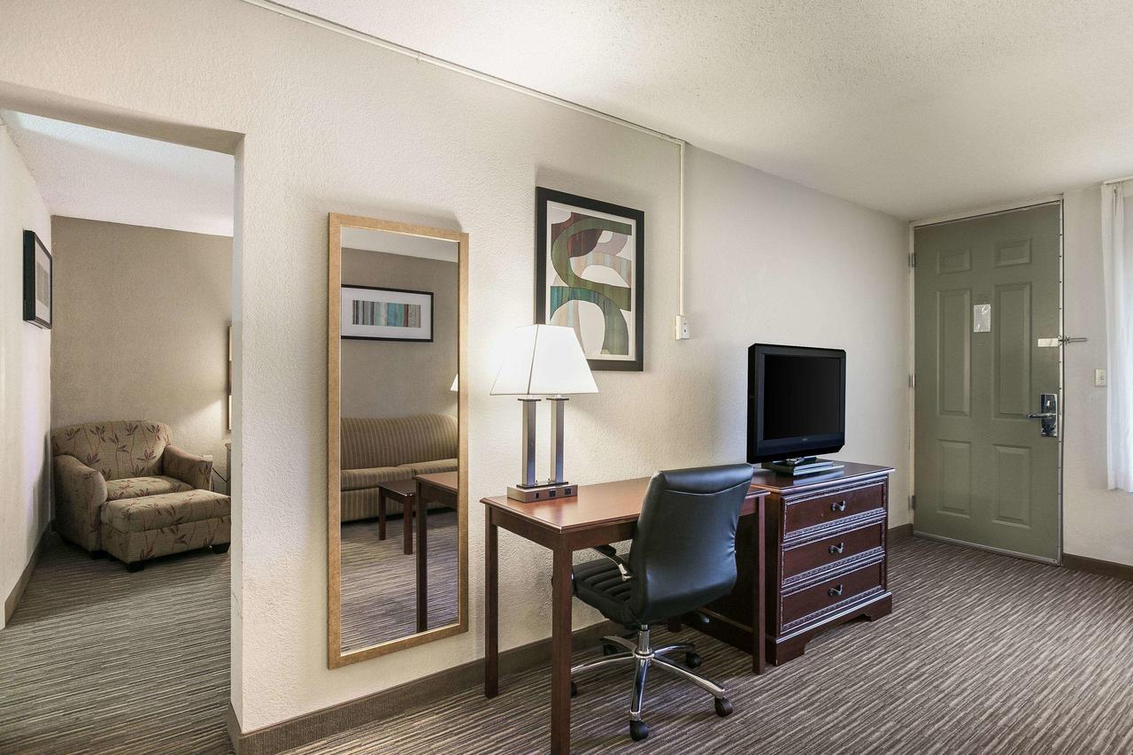 Quality Inn & Suites Eufaula - thumb 33