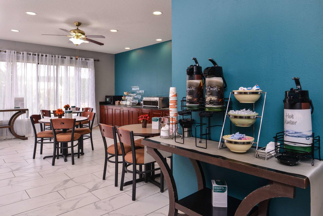 Quality Inn & Suites Northpark - thumb 13