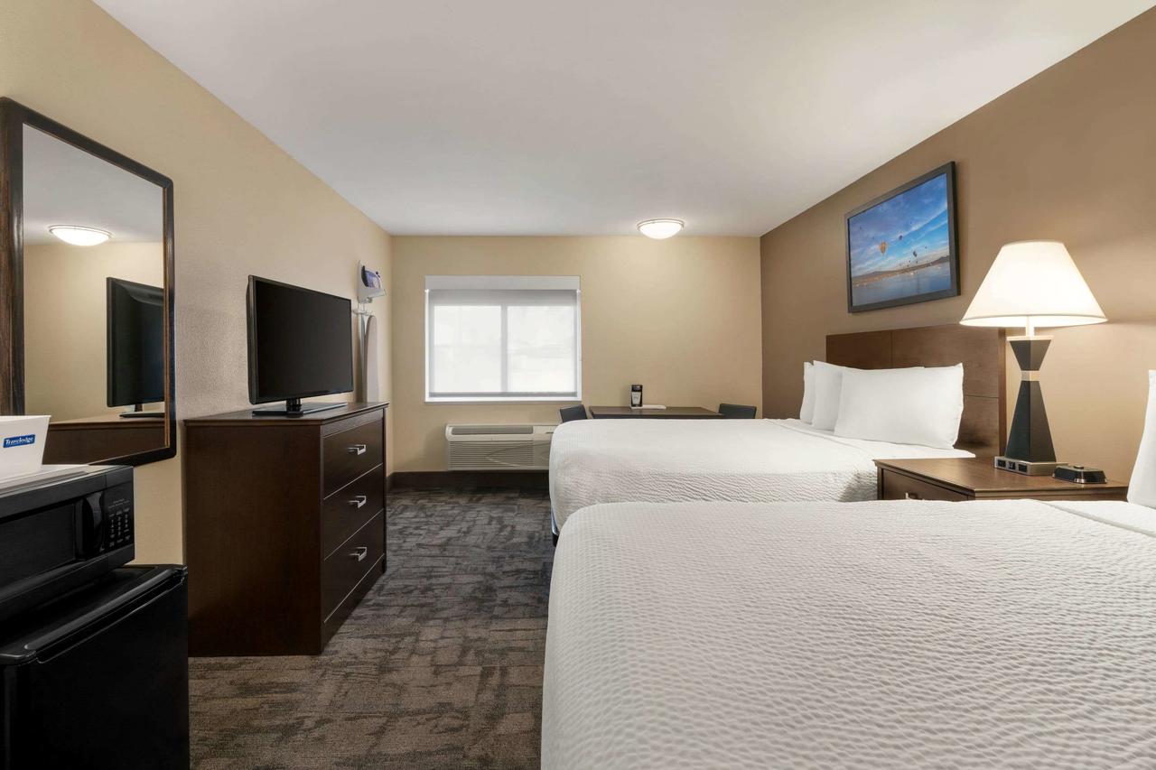 Travelodge By Wyndham Lake Havasu - thumb 9