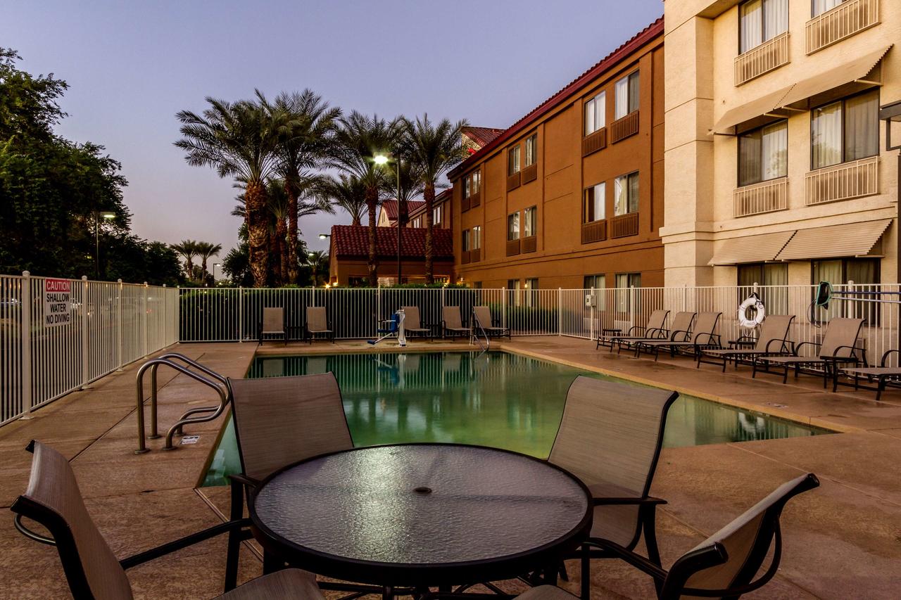 Red Roof Inn PLUS+ Tempe - Phoenix Airport - thumb 7