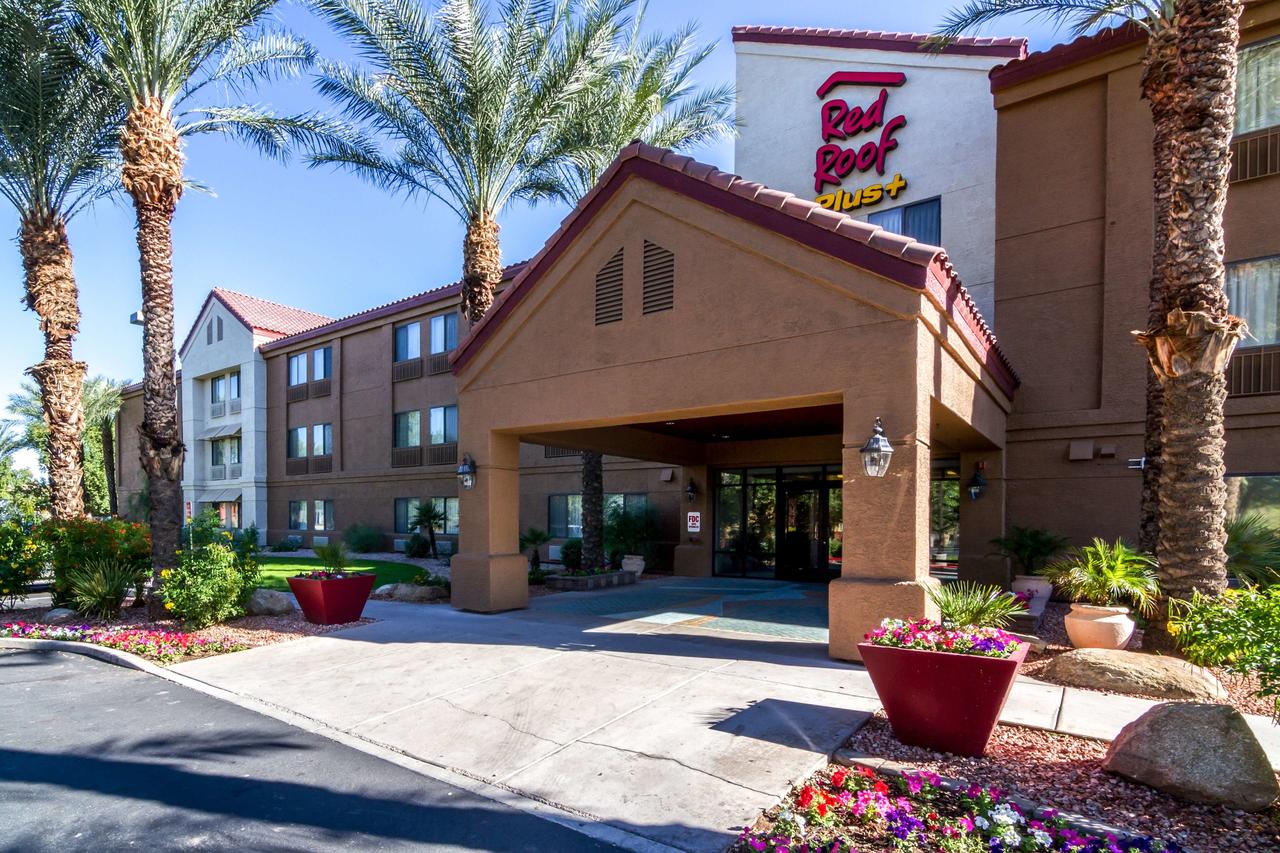 Red Roof Inn PLUS+ Tempe - Phoenix Airport - thumb 0