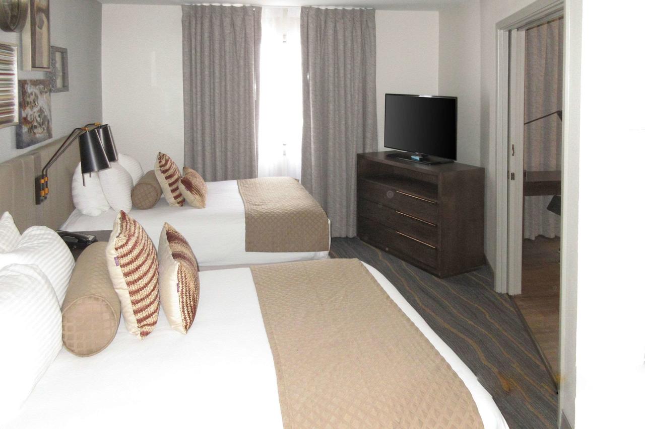 Windmill Suites Surprise, An Ascend Hotel Collection Member - thumb 10
