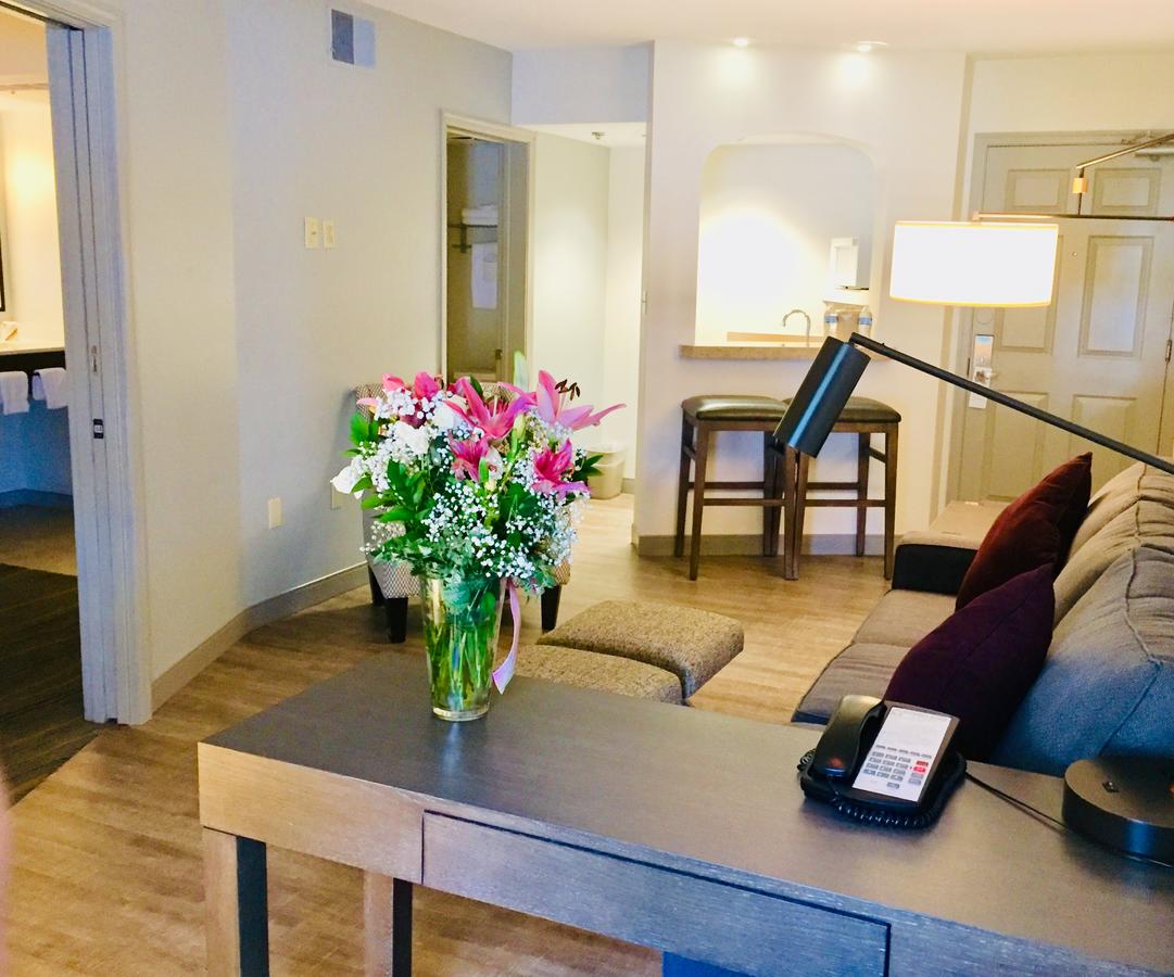 Windmill Suites Surprise, An Ascend Hotel Collection Member - thumb 2