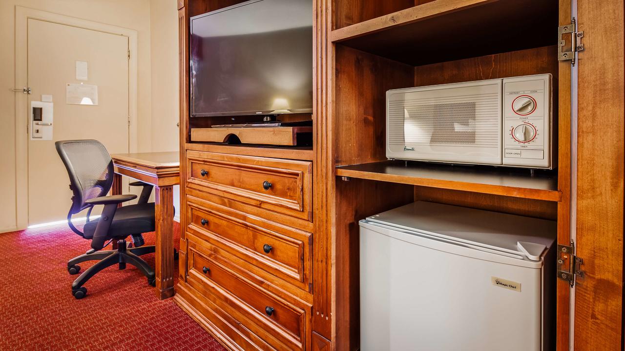 Best Western Plus King's Inn And Suites - thumb 34