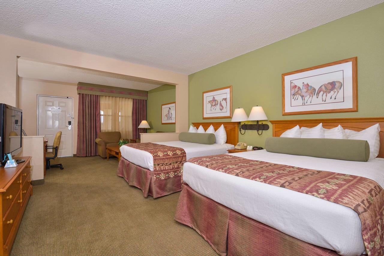 Best Western Plus King's Inn And Suites - thumb 8