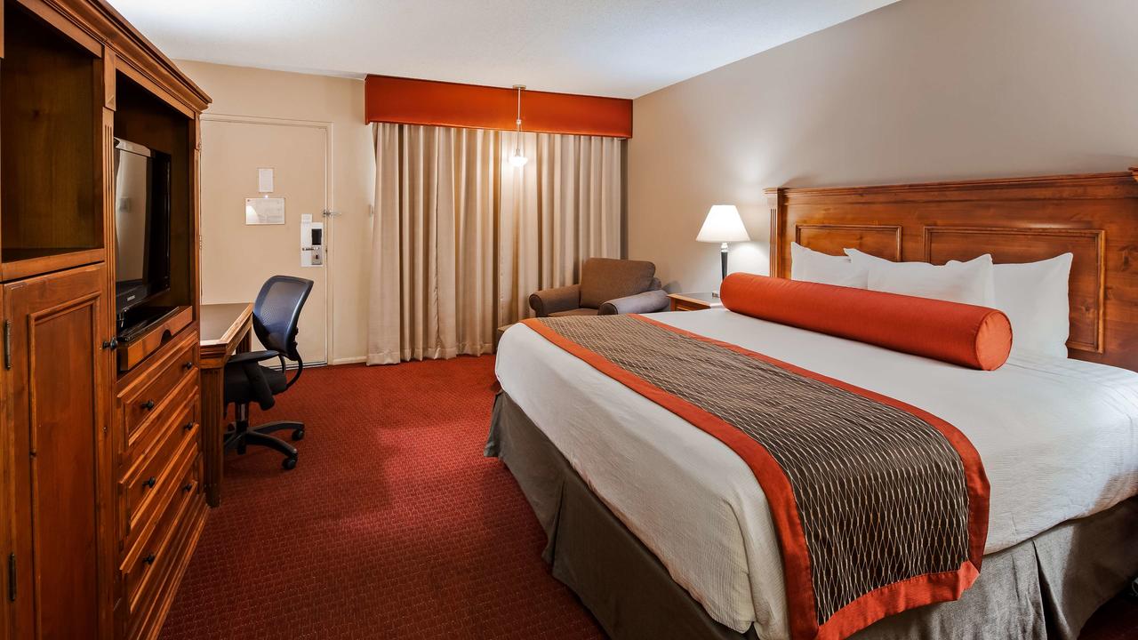 Best Western Plus King's Inn And Suites - thumb 24