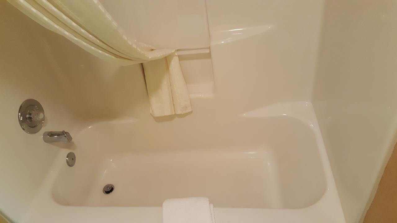 The KC Motel Show Low - thumb 25