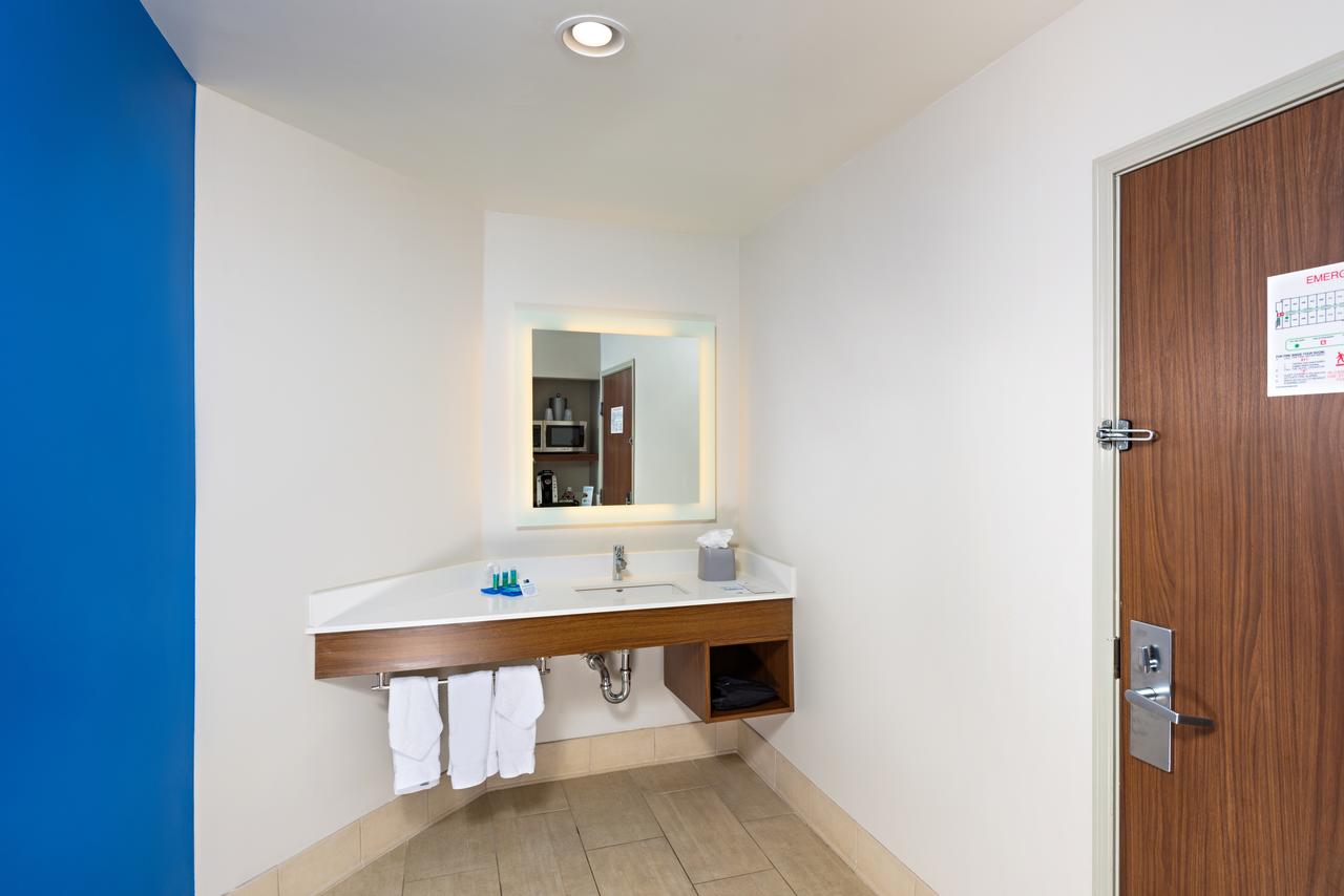 Holiday Inn Express Peoria North - Glendale - thumb 20