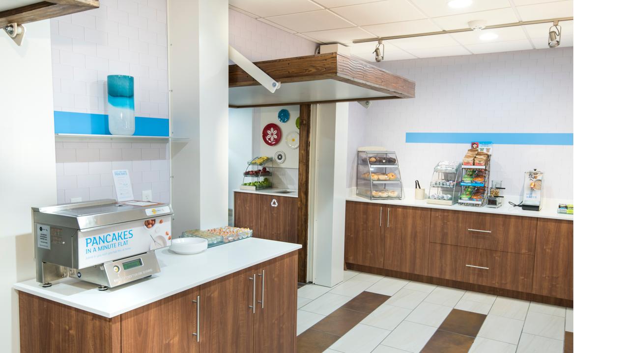 Holiday Inn Express Peoria North - Glendale - thumb 7