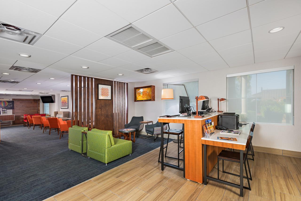 Holiday Inn Express Peoria North - Glendale - thumb 41