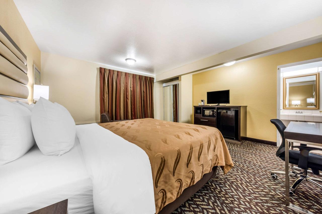Quality Inn & Suites Capitola - thumb 8