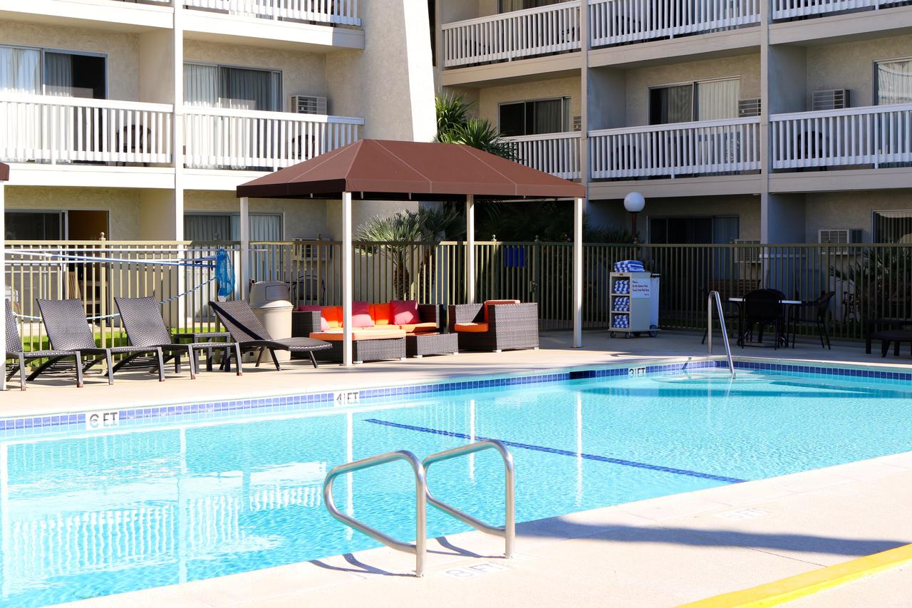 Dana Point Marina Inn - thumb 10
