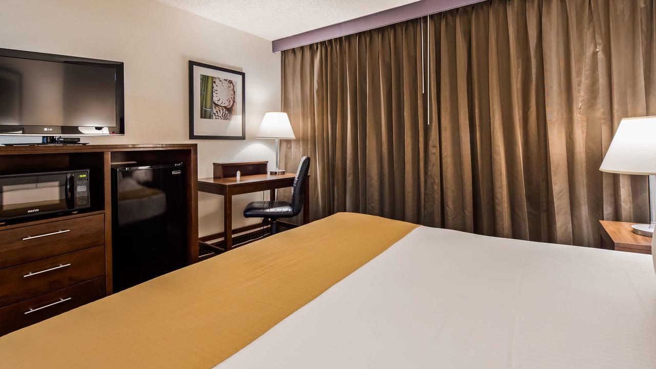 Best Western Yacht Harbor Hotel - thumb 21