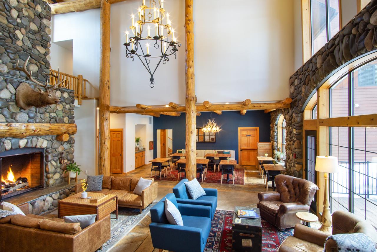 Black Bear Lodge - thumb 35