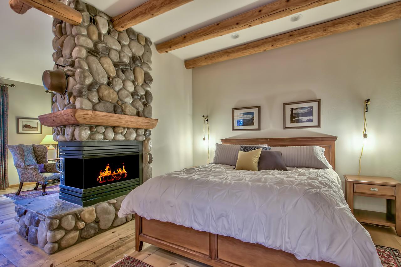 Black Bear Lodge - thumb 2