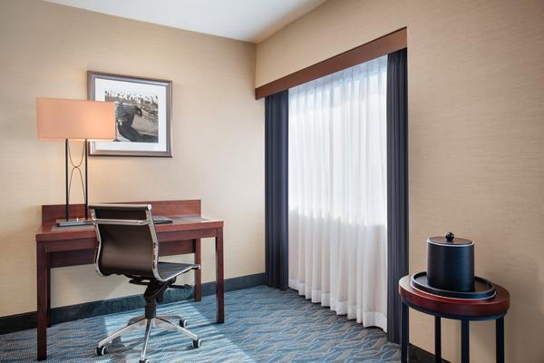 Crowne Plaza Hotel Los Angeles Harbor - thumb 37