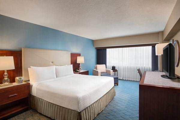 Crowne Plaza Hotel Los Angeles Harbor - thumb 38