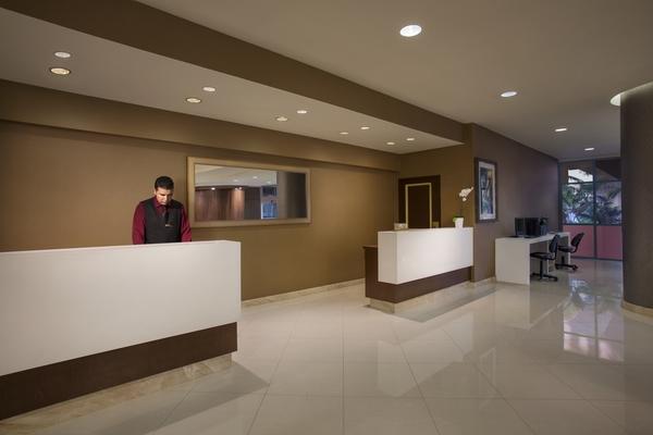 Crowne Plaza Hotel Los Angeles Harbor - thumb 17