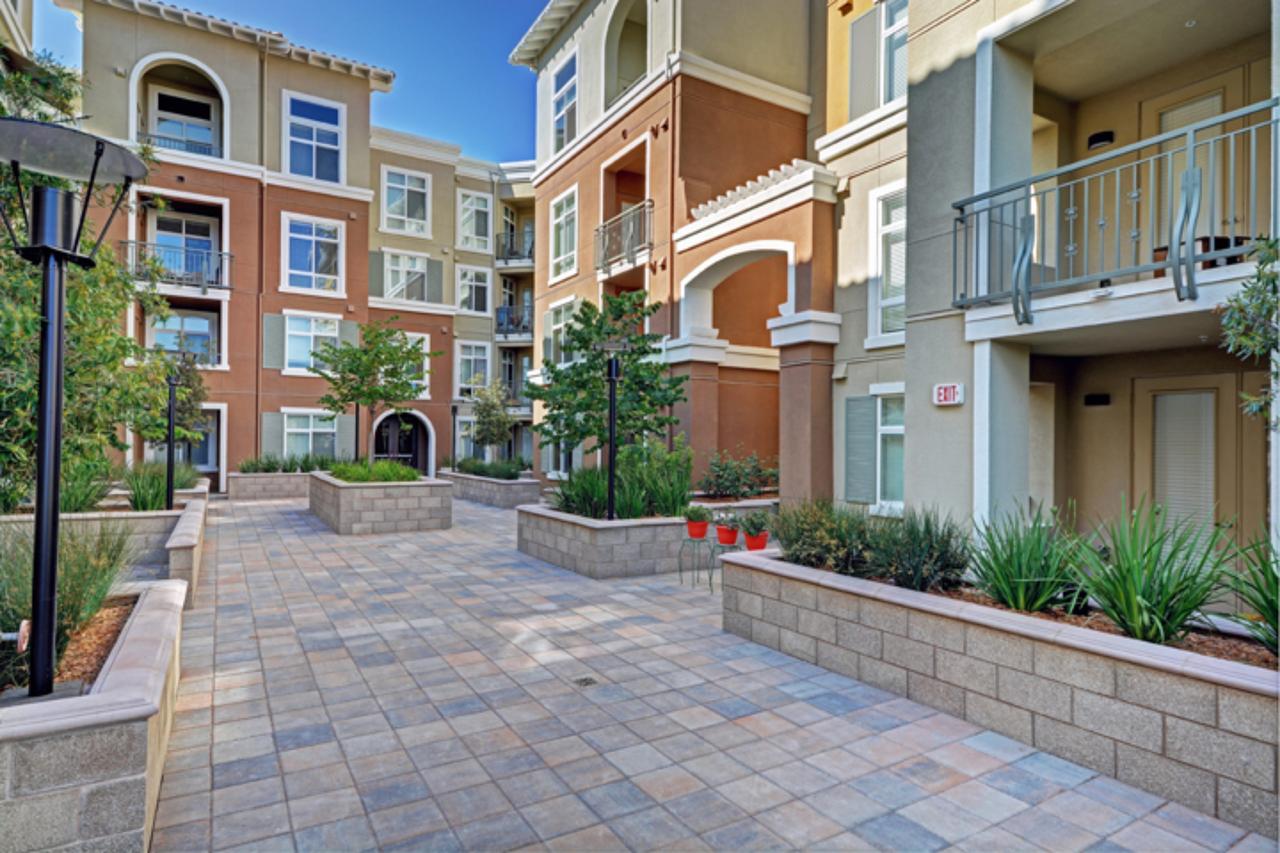 Global Luxury Suites At Baypointe Station - thumb 34