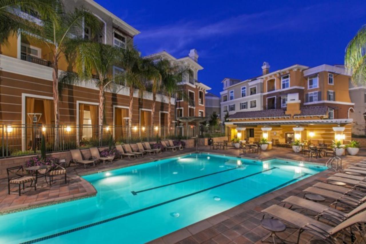 Global Luxury Suites At Baypointe Station - thumb 1