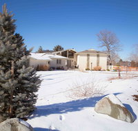 5000 SqFt Stunning Mid-Century Mod  Big Groups - Accommodation San Jose