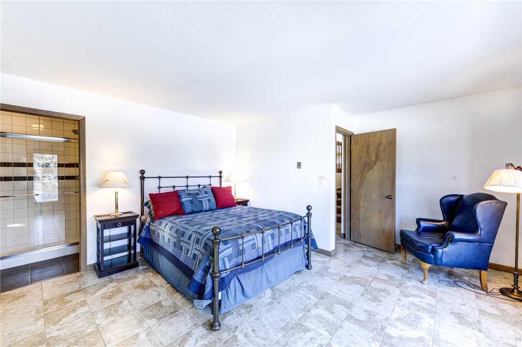 Adams Condominium (2 Bedroom Condo) - thumb 35