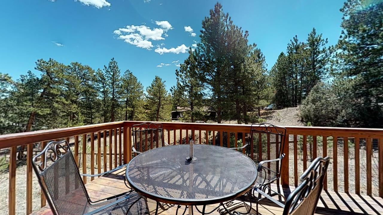 2 Bed 2 Bath Vacation Home In Estes Park - thumb 0