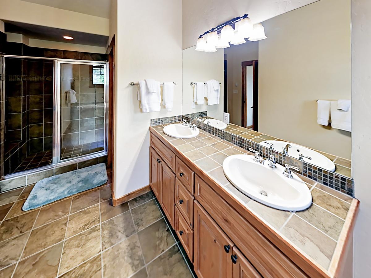 965 Bear Trail Townhouse - thumb 2