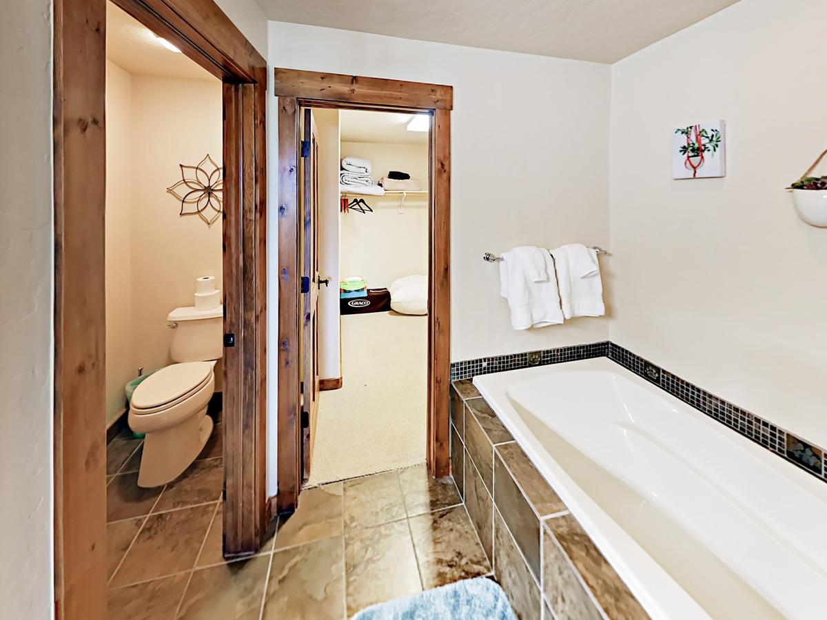 965 Bear Trail Townhouse - thumb 10