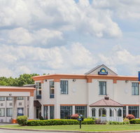 Days Inn by Wyndham Windsor Locks / Bradley Intl Airport - Accommodation San Jose