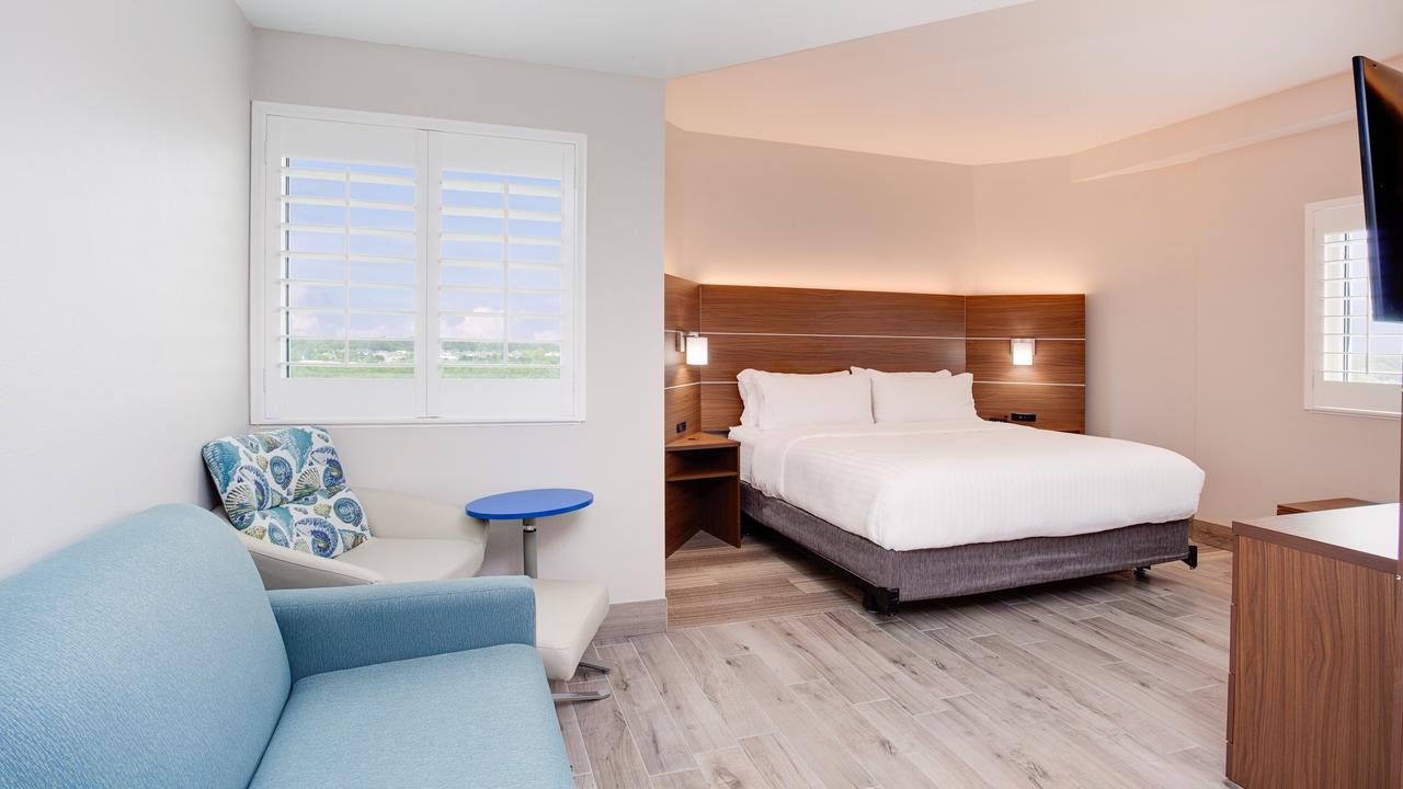 Holiday Inn Express & Suites Panama City Beach - thumb 16