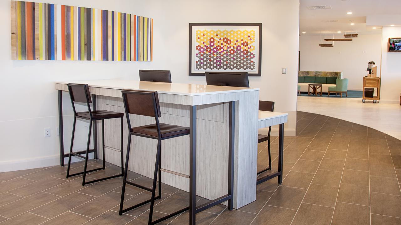 Holiday Inn Express & Suites Panama City Beach - thumb 39