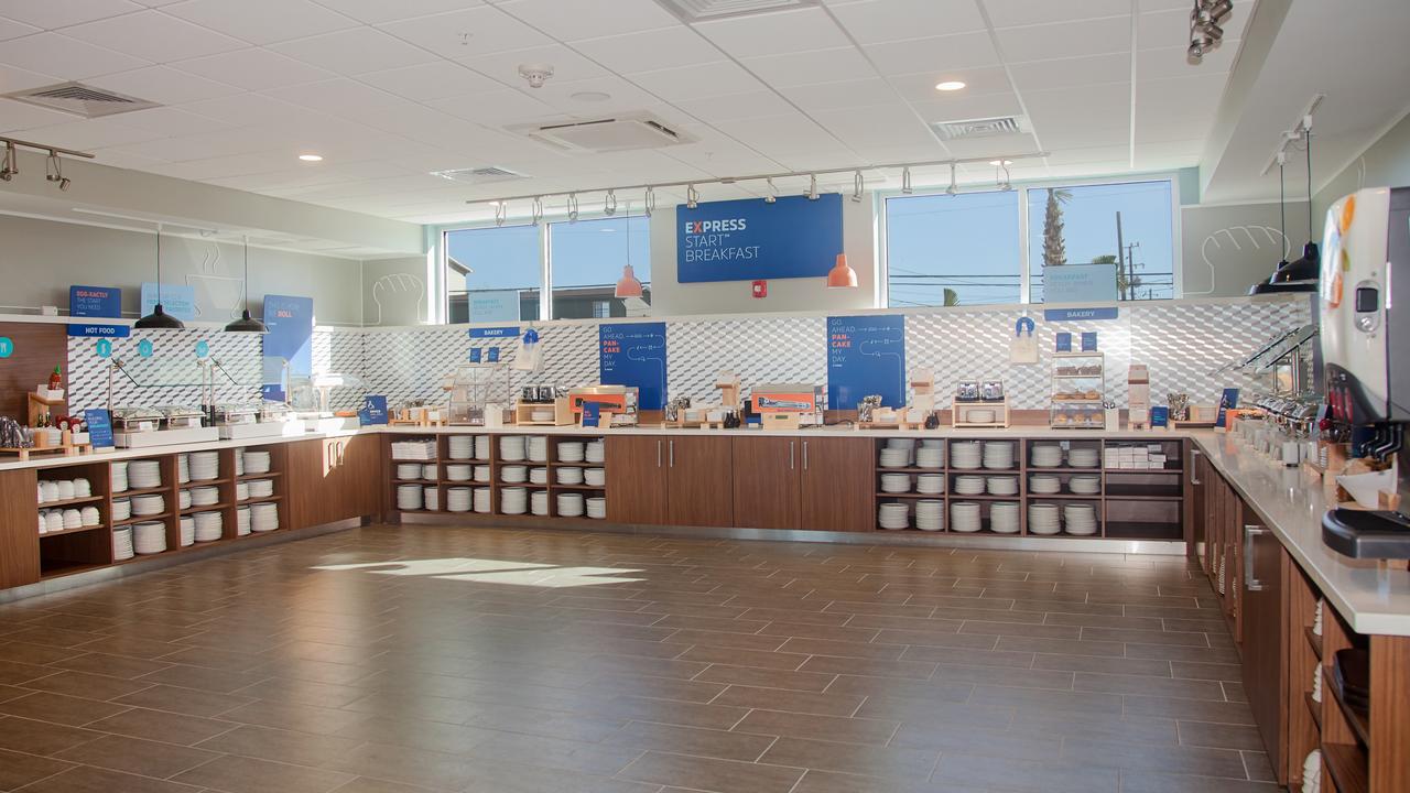 Holiday Inn Express & Suites Panama City Beach - thumb 42