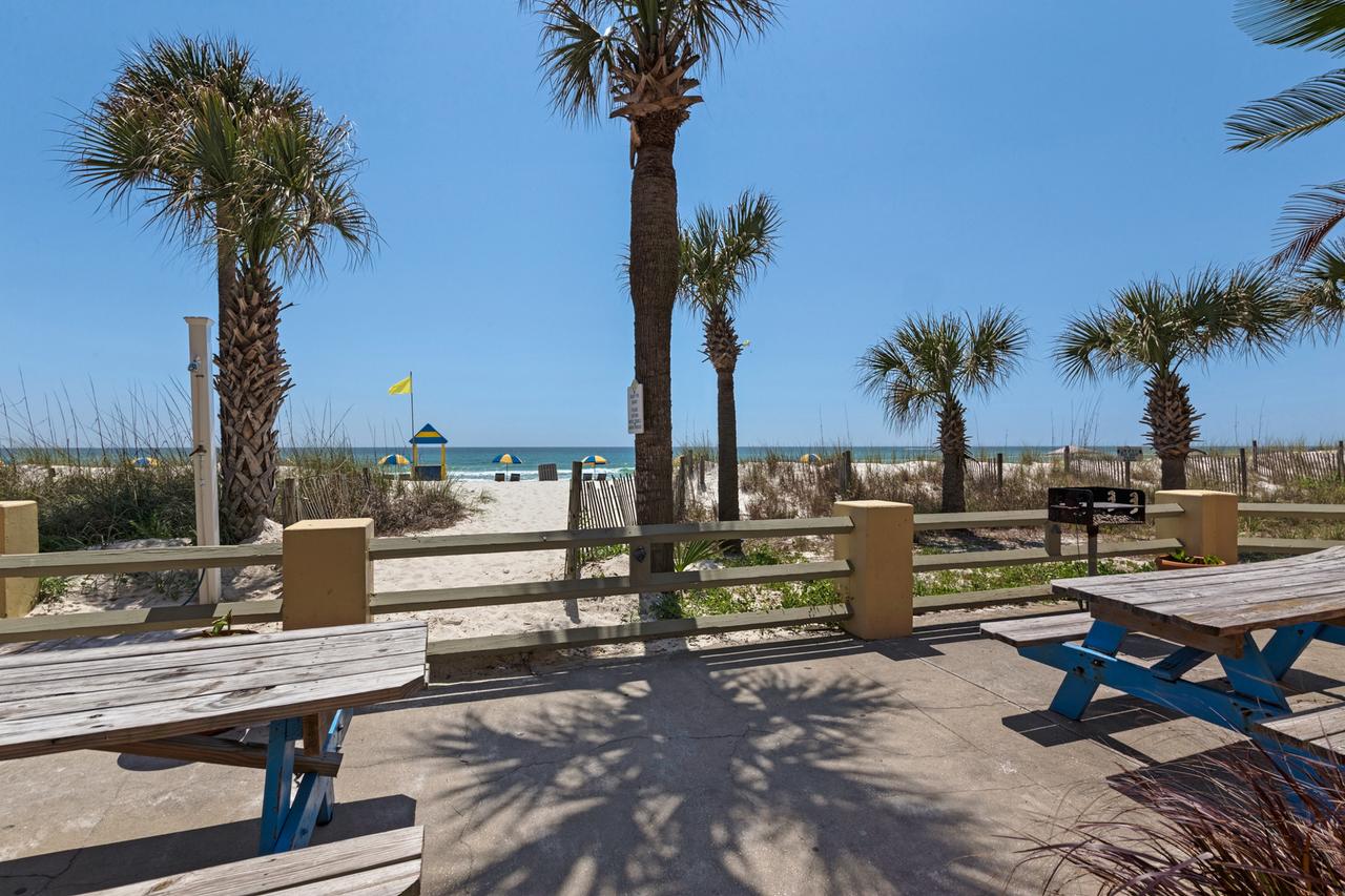 Beachbreak By The Sea - thumb 10