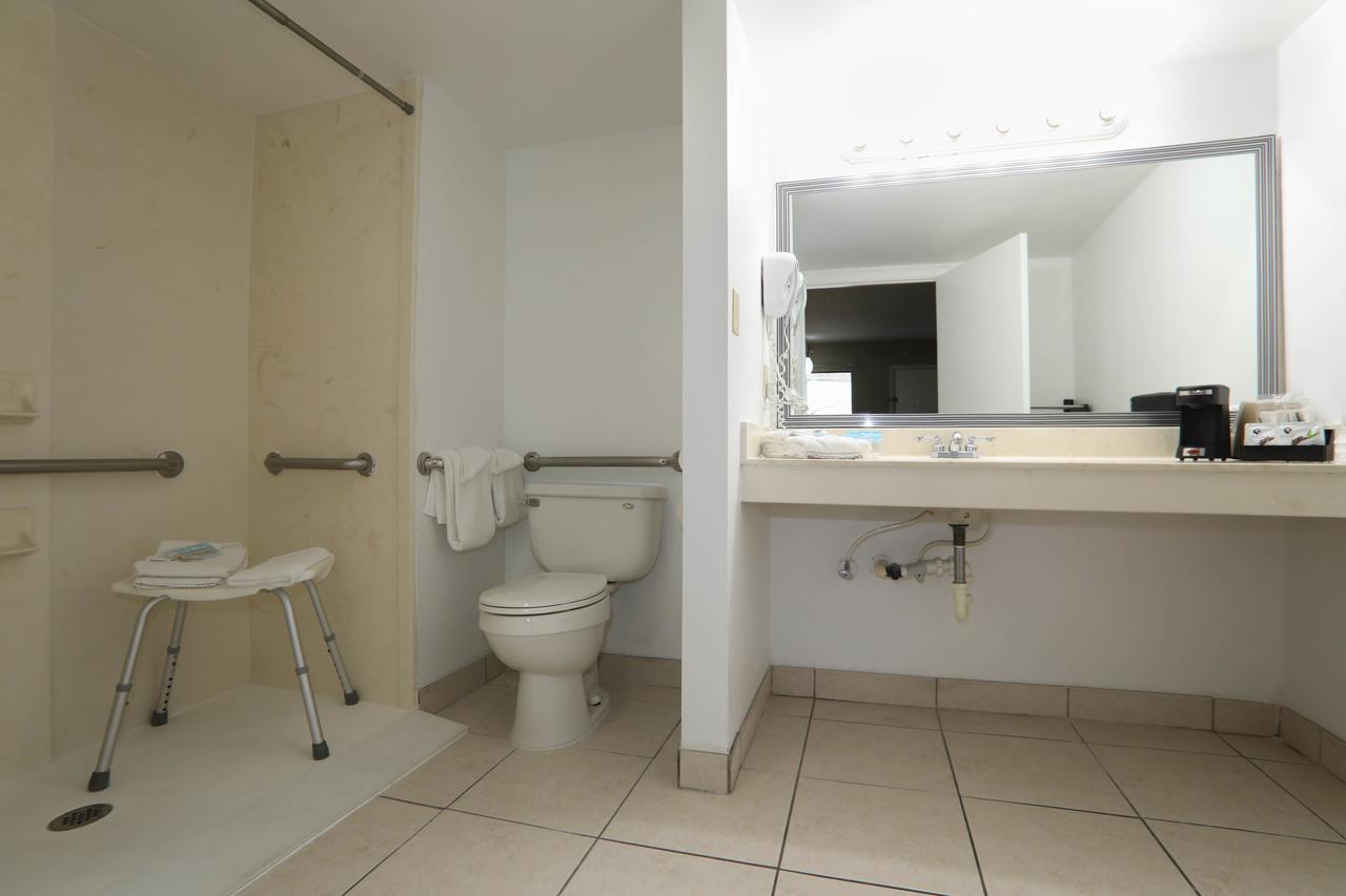 Executive Inn - Panama City Beach - thumb 32