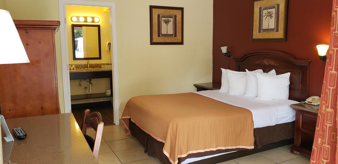 Clearwater Beach Hotel - thumb 2