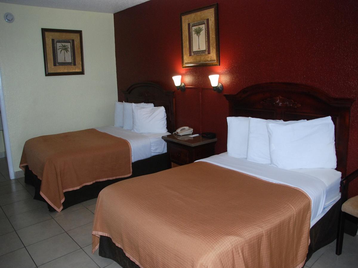 Clearwater Beach Hotel - thumb 19