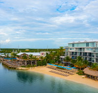 Postcard Inn Beach Resort  Marina - Accommodation San Jose