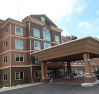 Holiday Inn Express  Suites Hazard - Accommodation San Jose