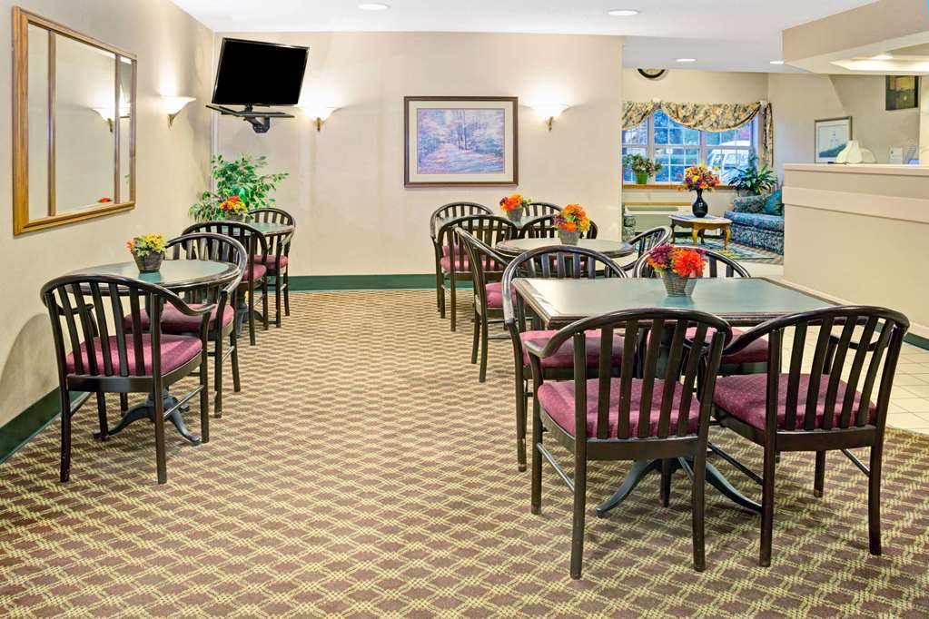 Microtel Inn & Suites RDU - thumb 3