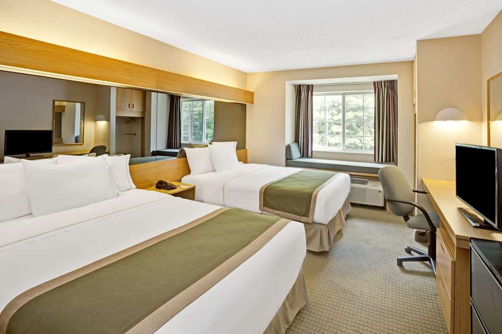 Microtel Inn & Suites RDU - thumb 8