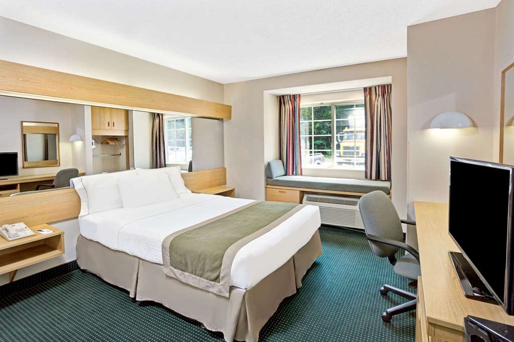 Microtel Inn & Suites RDU - thumb 12