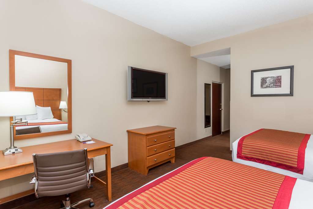 Baymont Inn & Suites  Garden City - thumb 3