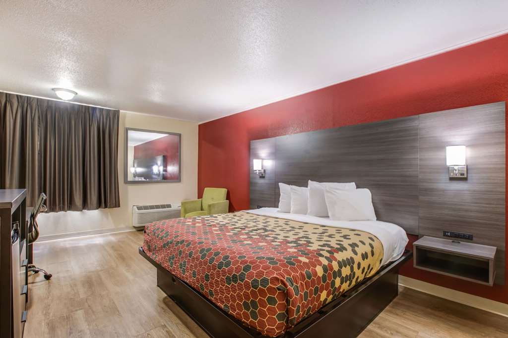 Econo Lodge Garden City - thumb 12