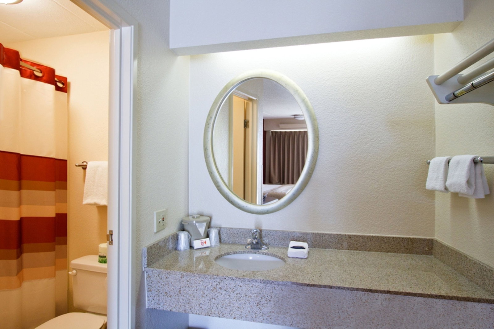 Red Roof Inn Huntington - thumb 13