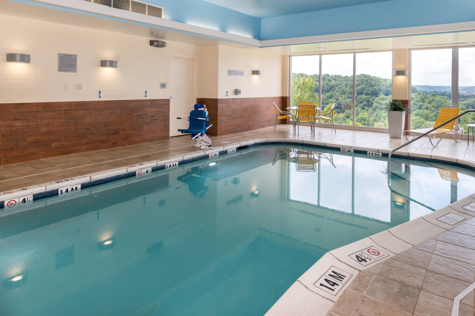 Fairfield Inn & Suites Huntington - thumb 14