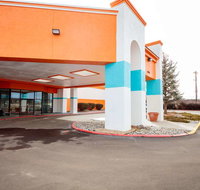 Howard Johnson by Wyndham Gallup - Accommodation San Jose