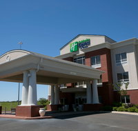 Holiday Inn Express Hotel  Suites - Accommodation San Jose
