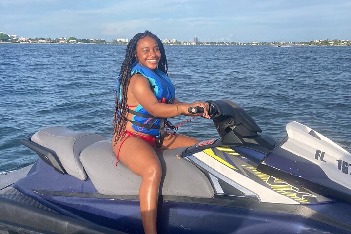 Jet Ski Rentals Miami Beach - thumb 1