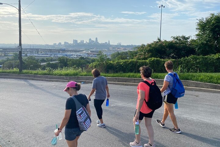 Strawberry Hill And Downtown KCK Hike - thumb 2